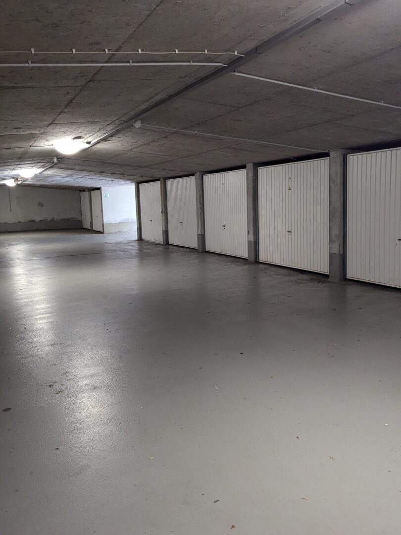 Tiefgaragenstellplatz